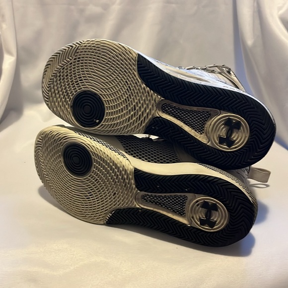 Under Armour HOVR Highlight Ace Womens White Mesh Athletic Volleyball Shoes - Picture 4 of 6